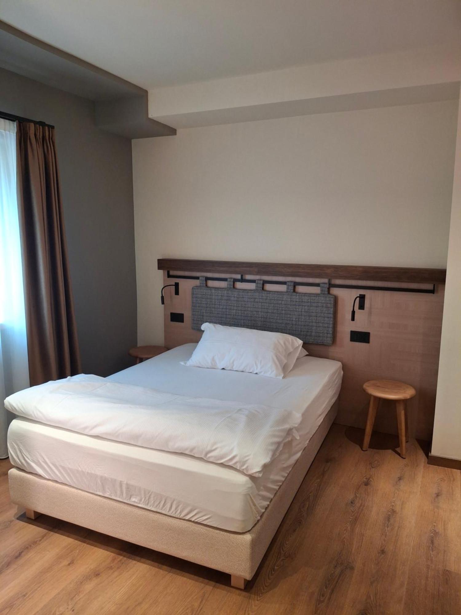 Hotel Dolomiti Saone Tione di Trento Exterior photo